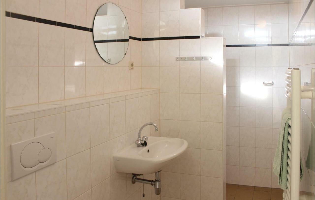 Beautiful home in Noordwijkerhout with 2 Bedrooms&WiFi Buitenkant foto